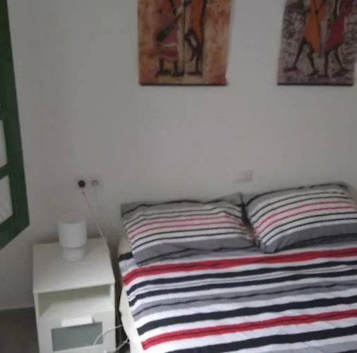 Puerta Del Sol カレタ・デ・フステ